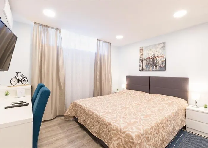 City Centre\'S Apartment
