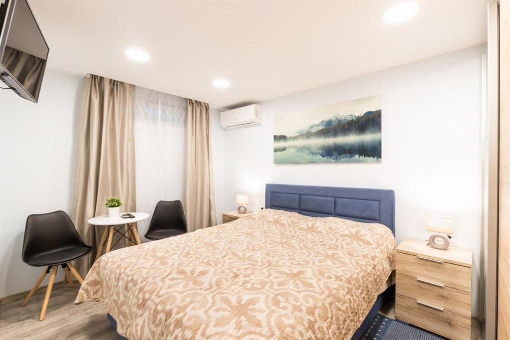 Apartment Centre's *